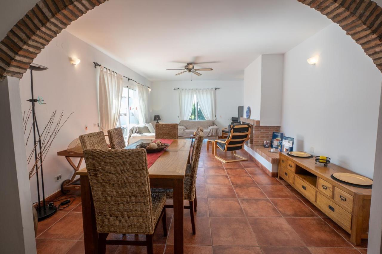 Private Heated Pool, Jacuzzi & 1225M2 Garden In Villa Cipreses Frigiliana Exterior photo